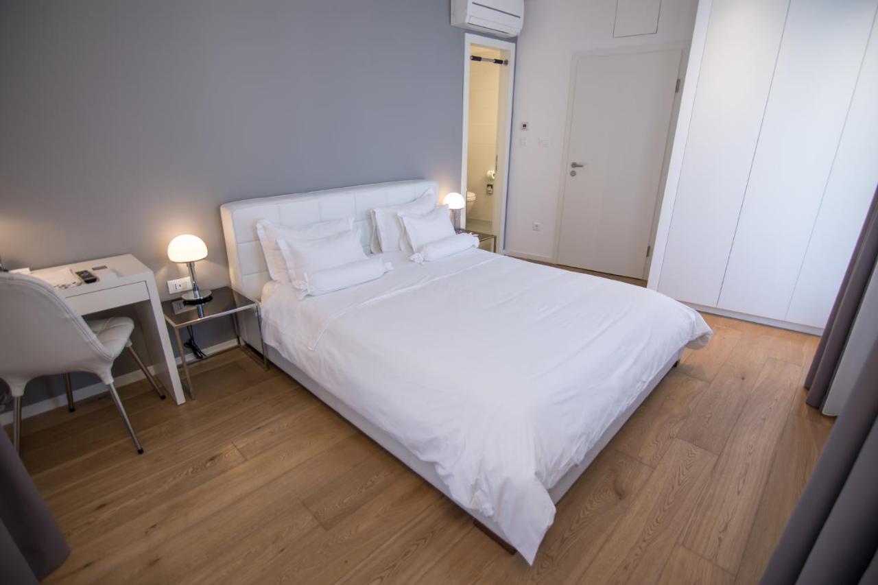 Divota Apartment Hotel Сплит Екстериор снимка