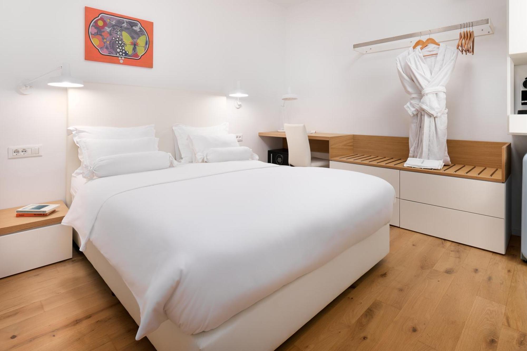 Divota Apartment Hotel Сплит Екстериор снимка