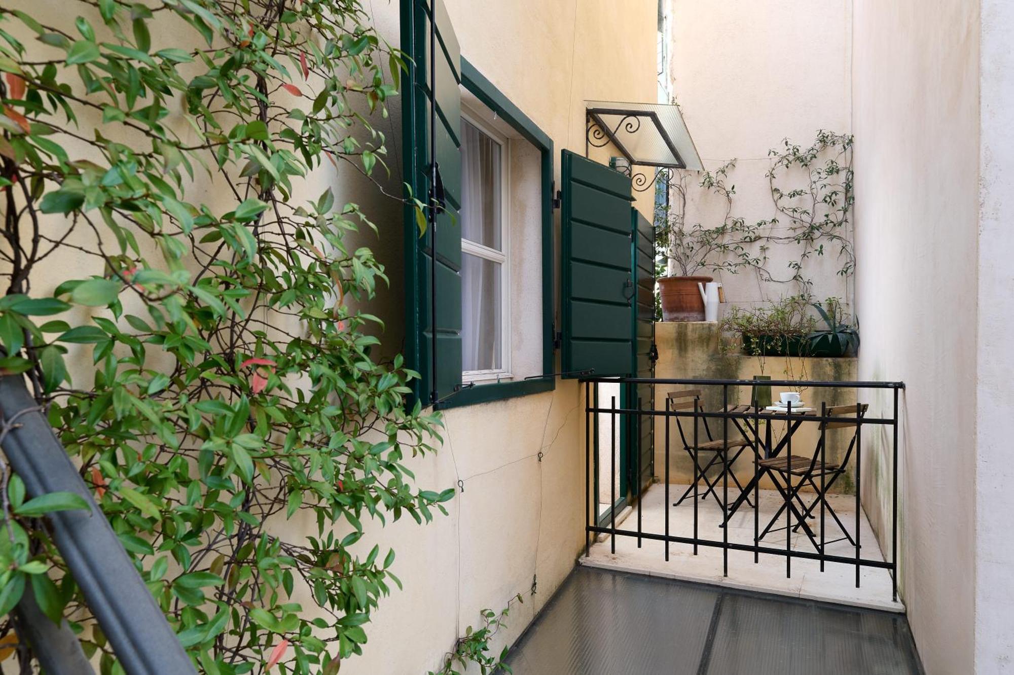 Divota Apartment Hotel Сплит Екстериор снимка