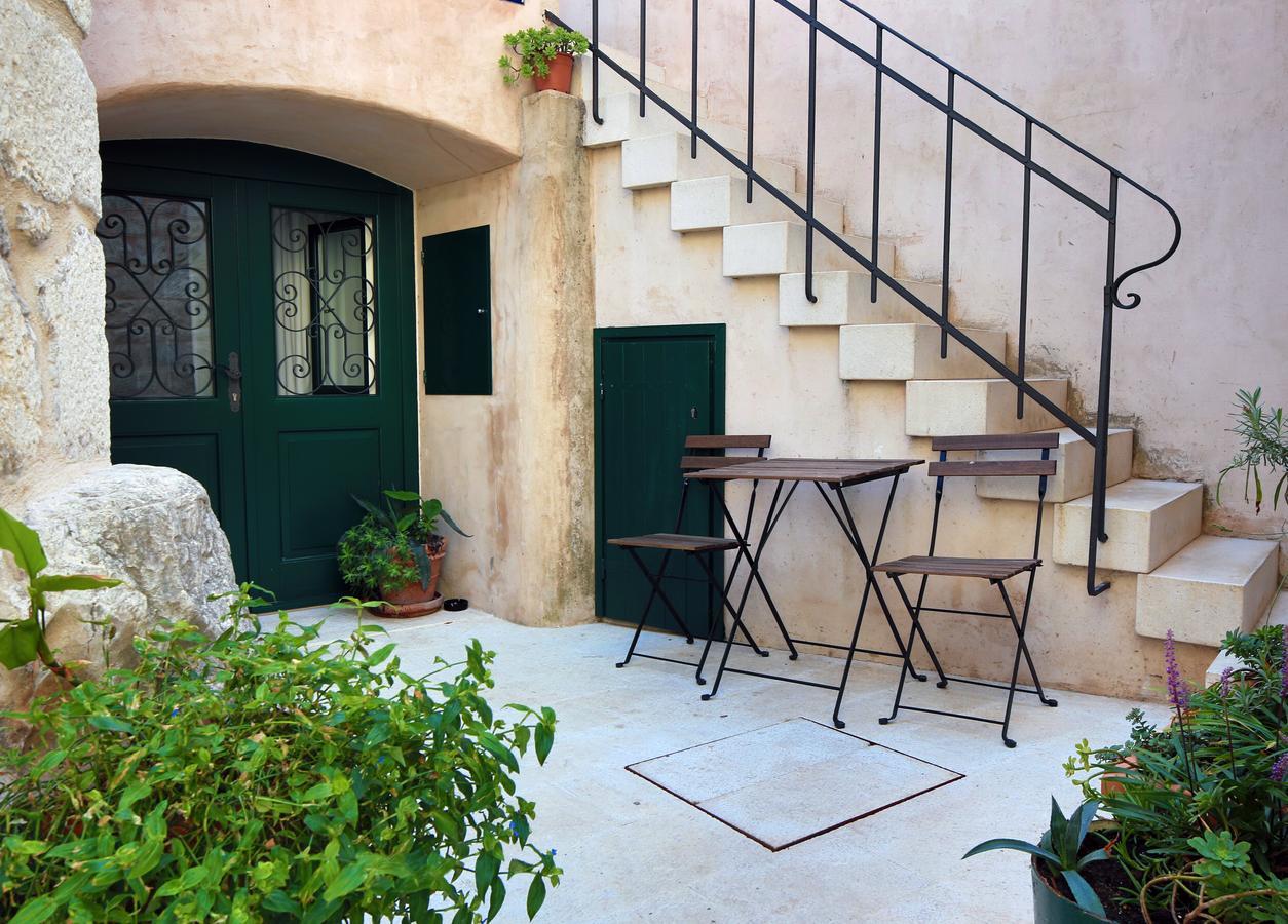 Divota Apartment Hotel Сплит Екстериор снимка