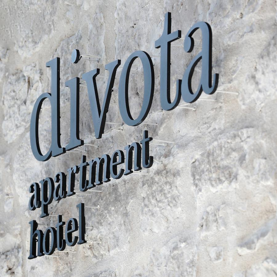 Divota Apartment Hotel Сплит Екстериор снимка